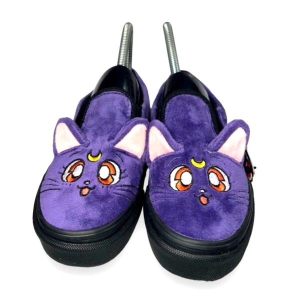 Sailor Moon Pretty Guardian Luna Slip-on Vans Sneakers Purple / Black Youth 2 - Picture 1 of 12